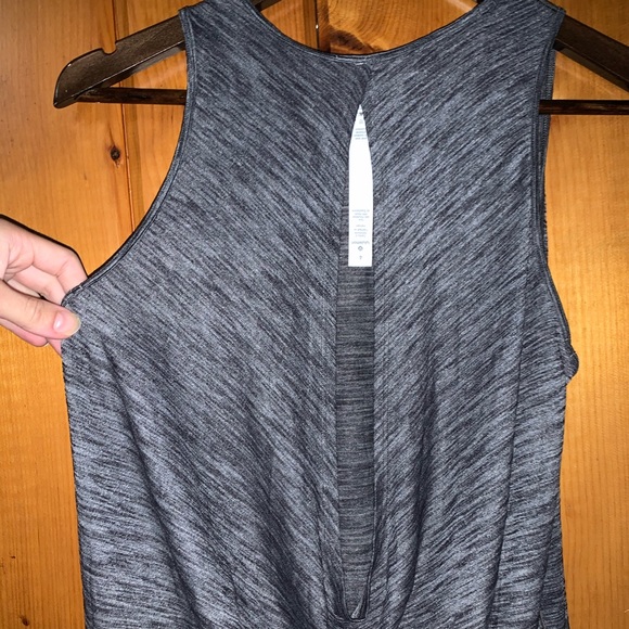 Lululemon Low Key Tank *Silver - Picture 7 of 9